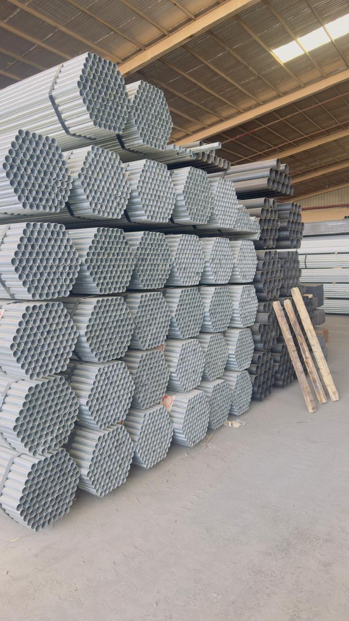 الأنابيب والمواسير الحديدية للمشاريع الصناعية