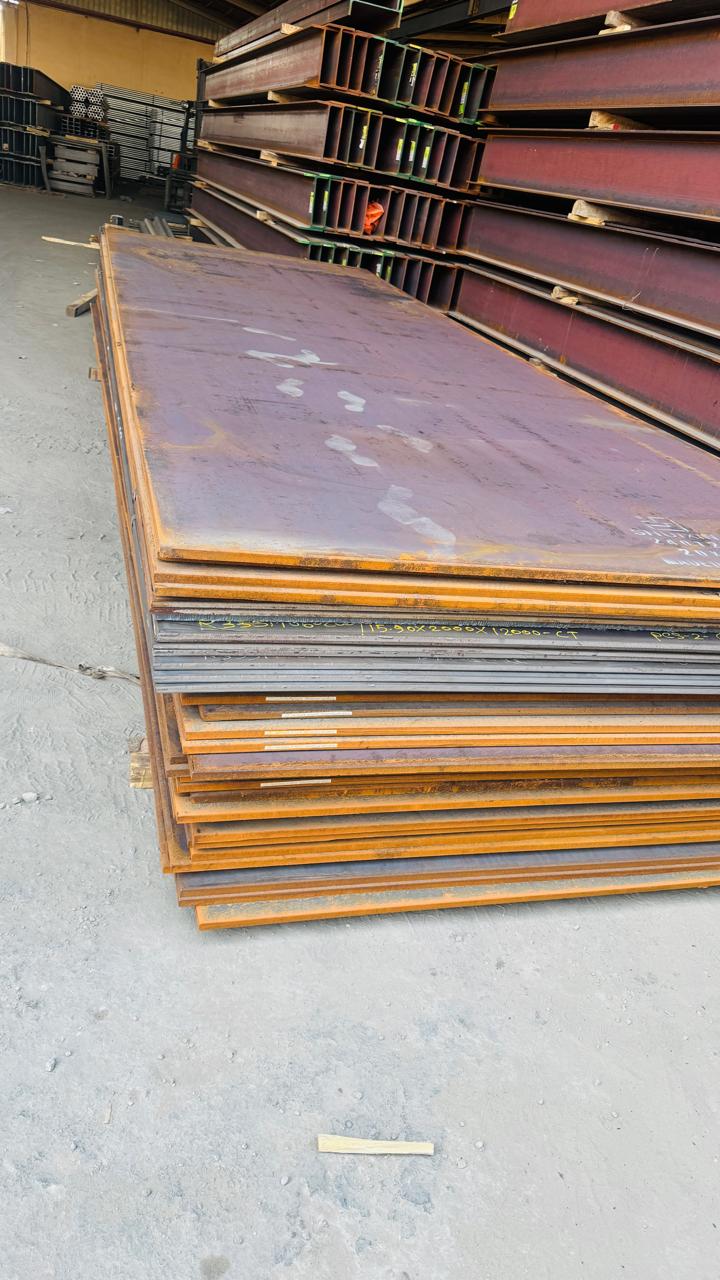 صفائح الحديد وألواح حديد متعددة السماكات